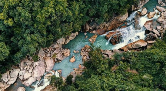 Suối Ba Hồ Nha Trang