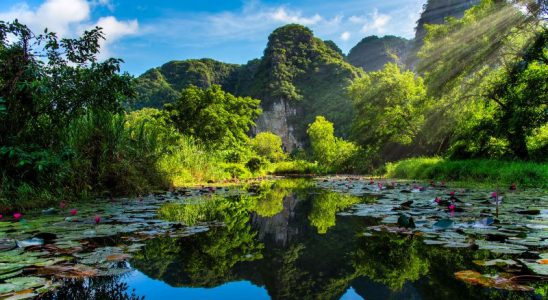 Thung Nắng chinh phục du khách bởi vẻ đẹp hùng vĩ