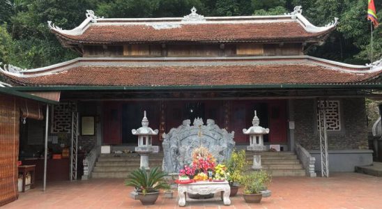 Đền Mẫu Sơn SaPa